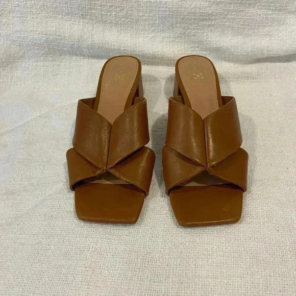 Vince Camuto Jinani Block Heel Sandal 7.5/8 - Picture 2 of 6